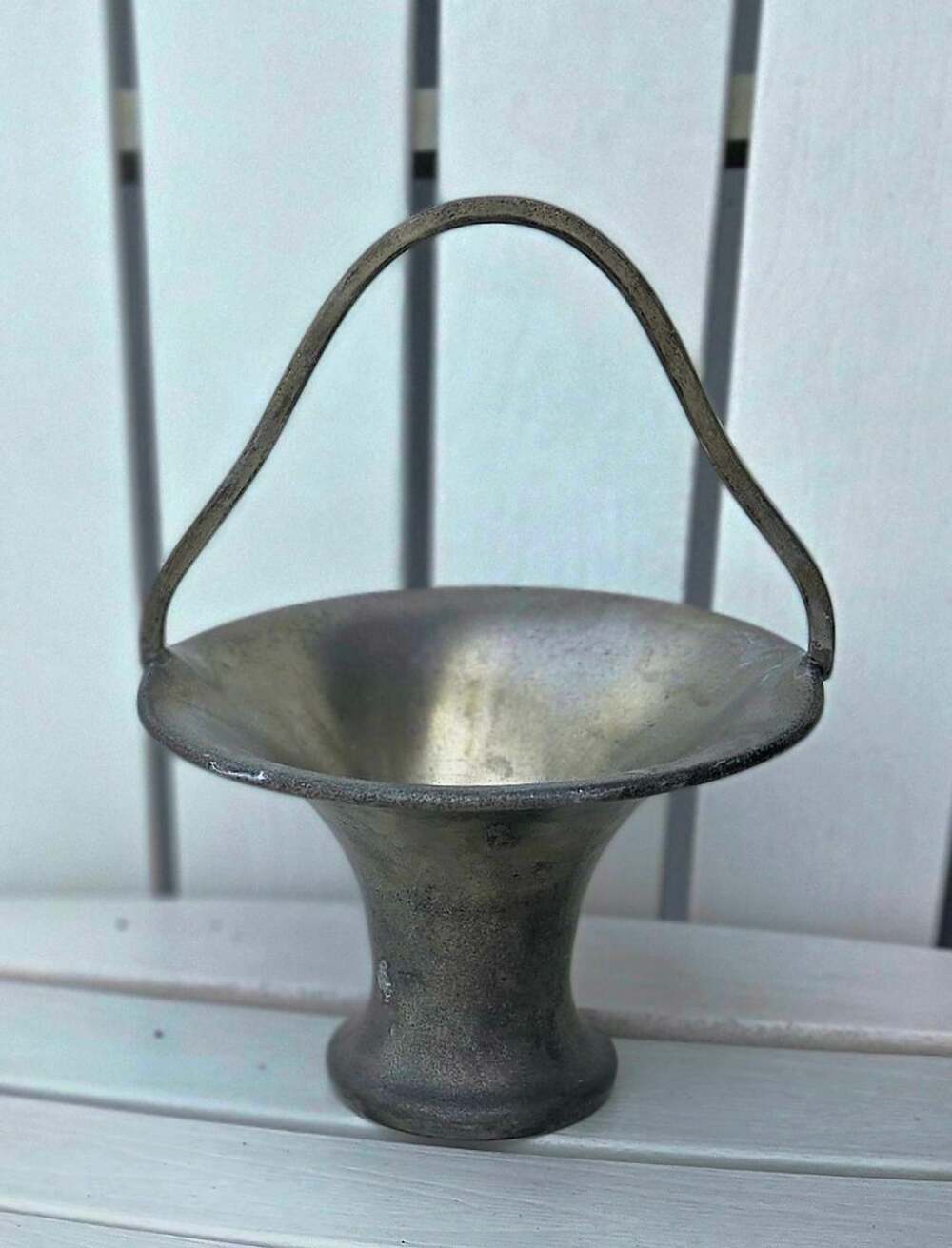 Colonial Pewter by Boardman Footed Bowl with Handle Model 250